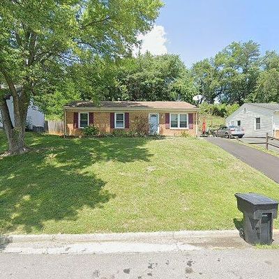 8367 Robin Lynn Rd, Roanoke, VA 24019