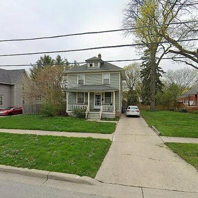 838 Bellevue Ave, Elgin, IL 60120