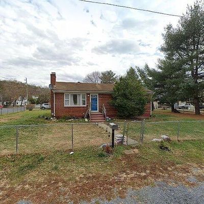 838 Carey Ave, Buena Vista, VA 24416