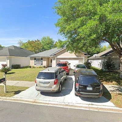 8381 Stelling Dr S, Jacksonville, FL 32244