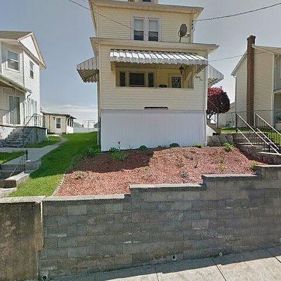 84 E 1 St St, Plymouth, PA 18651