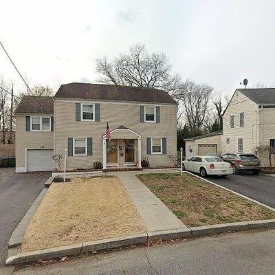 84 Macarthur Dr, Edison, NJ 08837