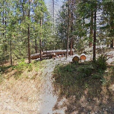 8400 Grizzly Flat Rd, Somerset, CA 95684