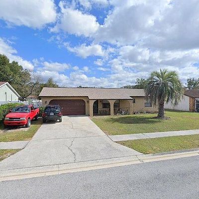 8416 Jacqueline Ct, Zephyrhills, FL 33541