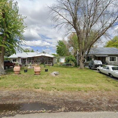 842 W Butterfield St, Weiser, ID 83672