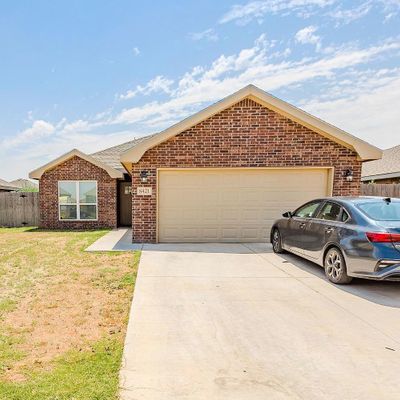 8421 10 Th Pl, Lubbock, TX 79416