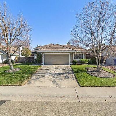 8424 Falcon View Dr, Antelope, CA 95843