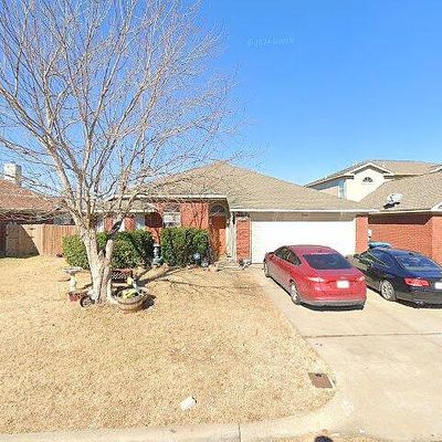 8424 Cove Meadow Ln, Fort Worth, TX 76123