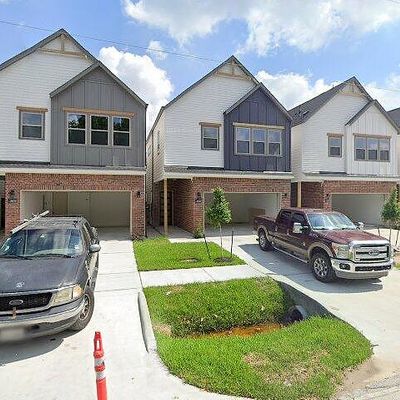 8434 Vogue Ln, Houston, TX 77055