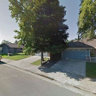 844 Lake Canyon Ave, Galt, CA 95632