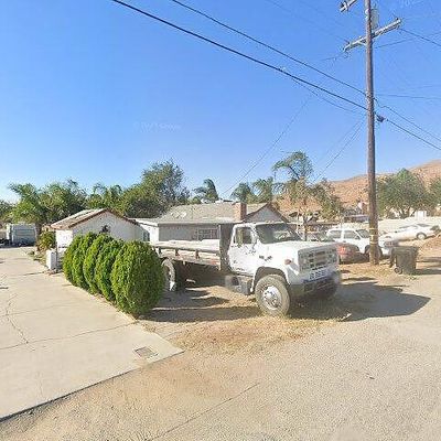 8443 Mission Blvd, Jurupa Valley, CA 92509