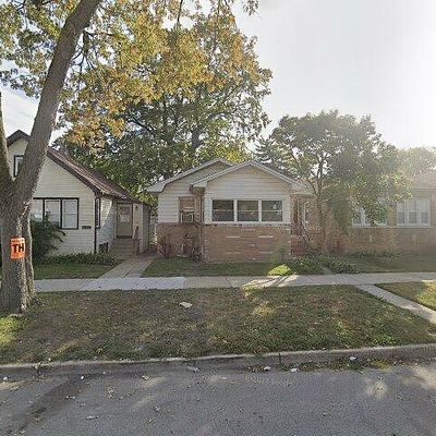 8443 S Cregier Ave, Chicago, IL 60617