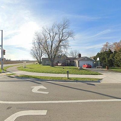 8446 S Main St, Rochelle, IL 61068