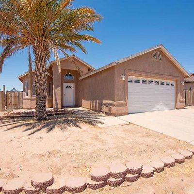 845 S Bingham Ave, Somerton, AZ 85350