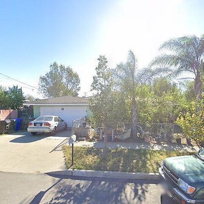 845 W 3 Rd St, Rialto, CA 92376