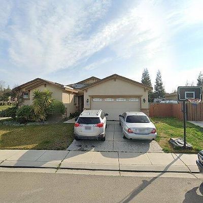 846 Golden Pond Dr, Manteca, CA 95336