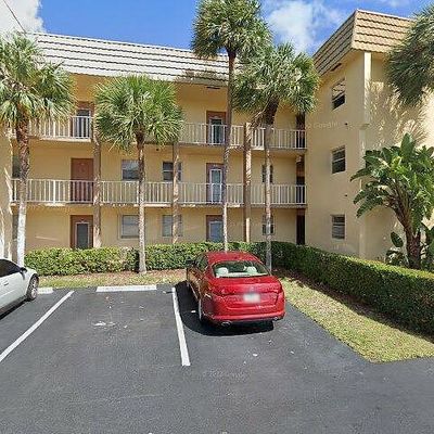 8460 Sunrise Lakes Blvd #212, Sunrise, FL 33322