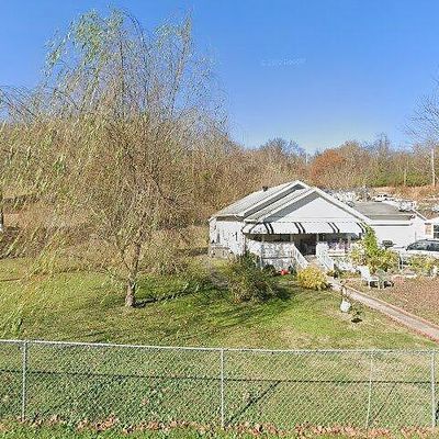 8473 Cemetery Rd, Catlettsburg, KY 41129