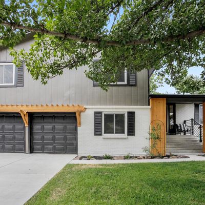 8475 Quay Dr, Arvada, CO 80003