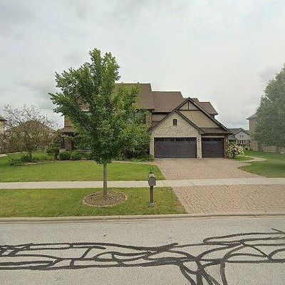 8485 Stone Creek Blvd, Frankfort, IL 60423