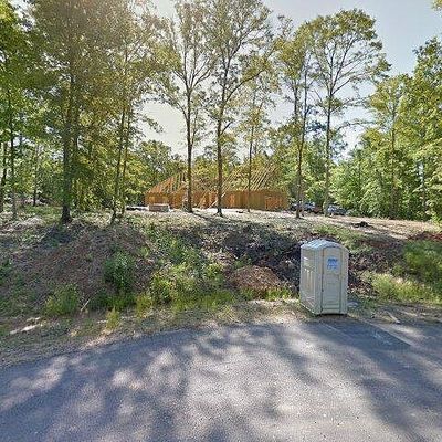 849 Lost Lake Hills Dr, Columbus, MS 39702