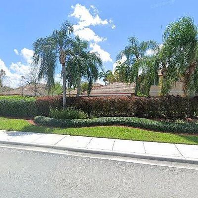 849 Nw 208 Th Way, Pembroke Pines, FL 33029