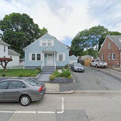 85 Bowlet St, Providence, RI 02909