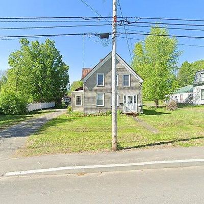 85 Pleasant St, Dover Foxcroft, ME 04426