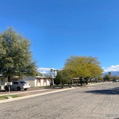 8509 E Beverly St, Tucson, AZ 85710