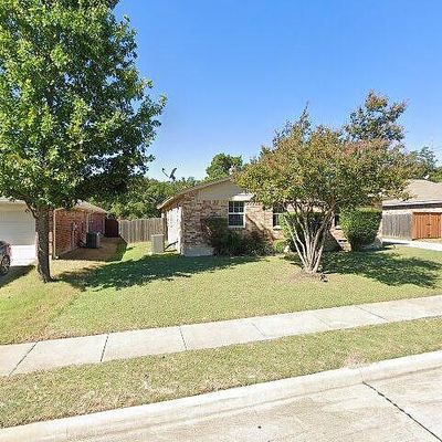 807 Ash Ln, Cedar Hill, TX 75104