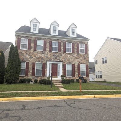 8160 Gilroy Dr, Lorton, VA 22079