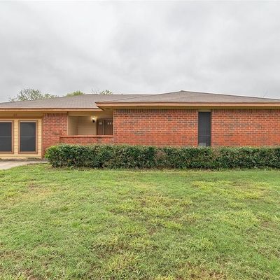 817 Oak Grove Ln, Royse City, TX 75189