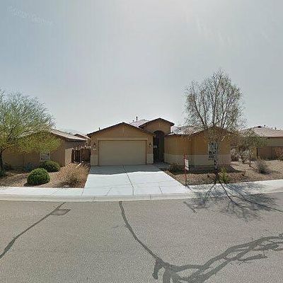 8218 N Stonehill Dr, Tucson, AZ 85743