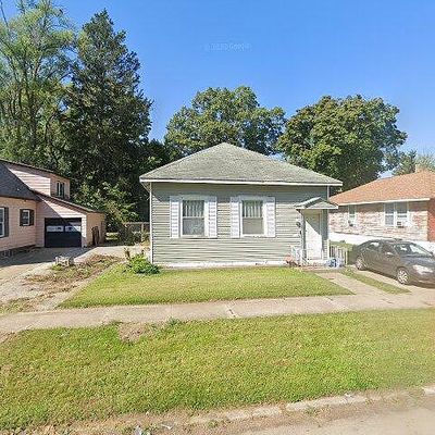 878 Ogden Ave, Benton Harbor, MI 49022