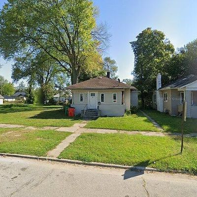 879 Lavette Ave, Benton Harbor, MI 49022