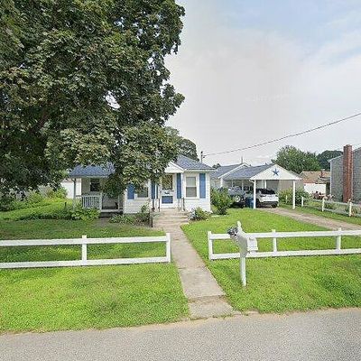 88 Lee Ave, Warwick, RI 02889