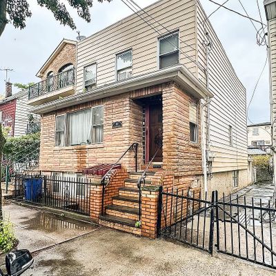 88 Laidlaw Ave, Jersey City, NJ 07306