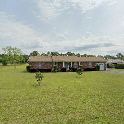 88 Roley Dr, Atmore, AL 36502