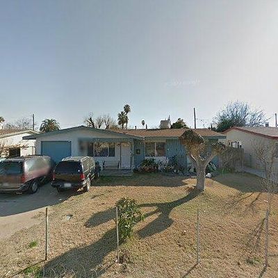 8805 Jeffry Ave, Lamont, CA 93241