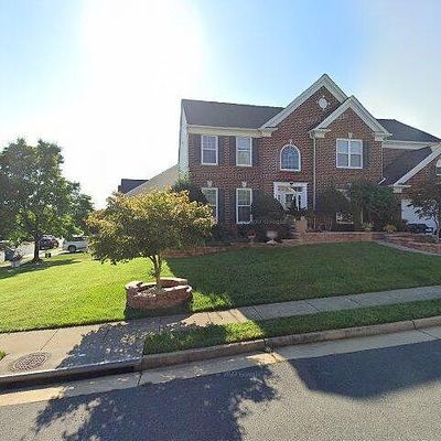 8806 Western Hemlock Way, Lorton, VA 22079