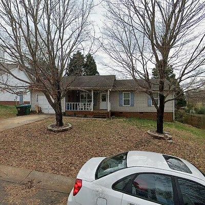 8822 Hunter Green Ln, Charlotte, NC 28227