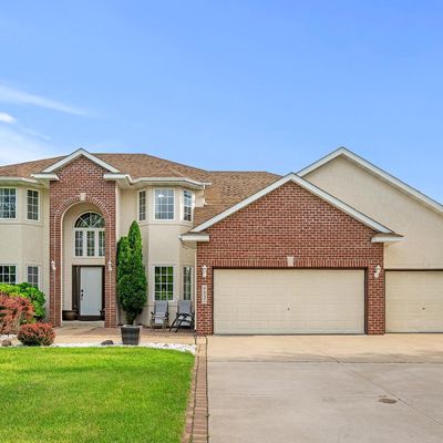 8837 Whispering Oaks Alcove, Shakopee, MN 55379