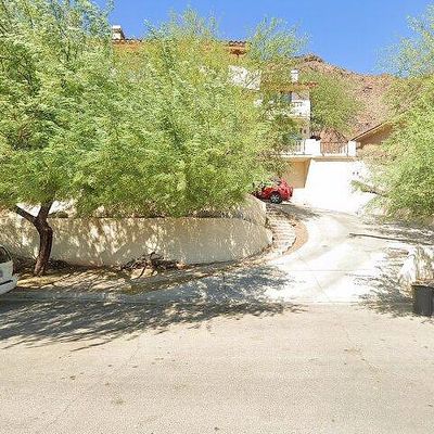 884 Robinson Ln, Boulder City, NV 89005