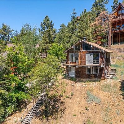 885 Menlo Dr, Big Bear Lake, CA 92315