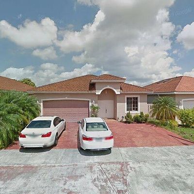 8855 Nw 146 Th Ln, Miami Lakes, FL 33018