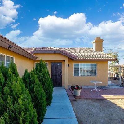 8860 Hesperia Rd, Hesperia, CA 92345