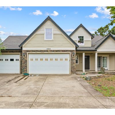 888 S St, Springfield, OR 97477