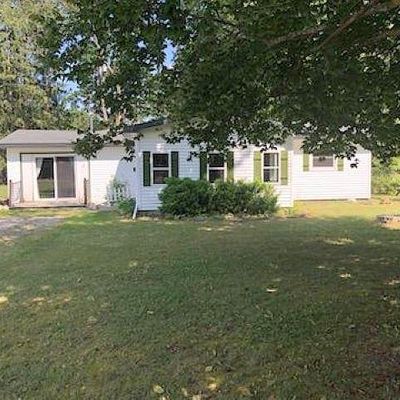 8891 S Harding Avenue, Farwell, MI 48622