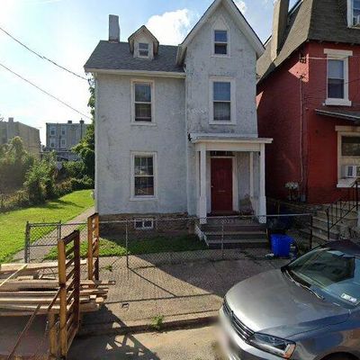 89 E Herman St, Philadelphia, PA 19144