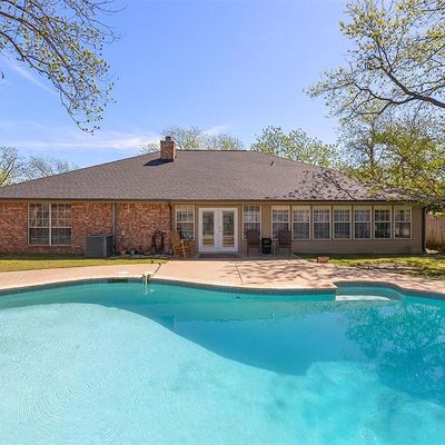 8906 Magnolia Vale Dr, Granbury, TX 76049